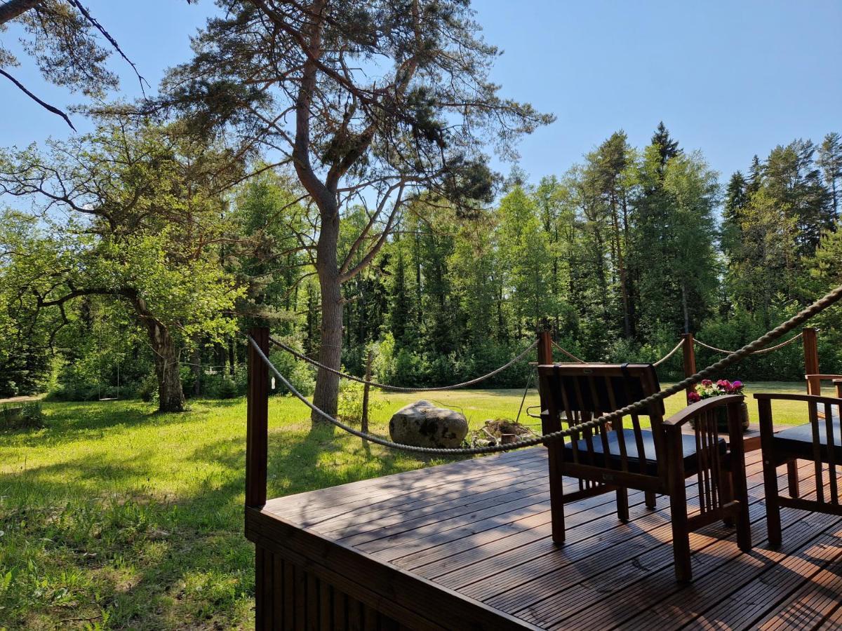 Elulille Maja Mere Laeheduses Lahemaa Ruepes Andineeme Extérieur photo
